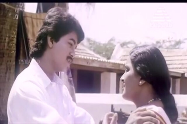 Rajavin Parvaiyile Sample.mp4