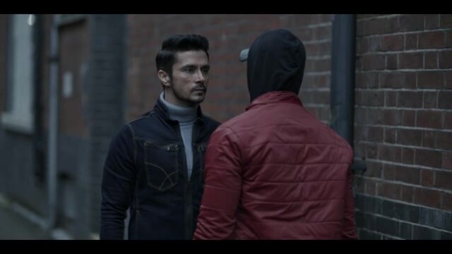 The Family Man Season 02 (Epi 02 Weapon) HD Sample.mp4