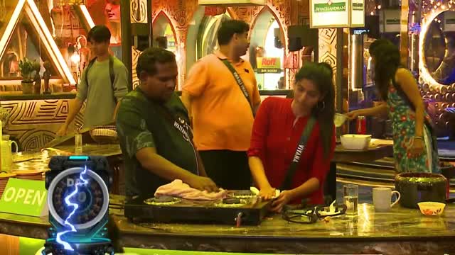 Moviesda.Mobi - Bigg Boss 2025 Season 09 (Epi 32) [Day 31].mp4